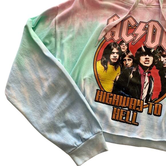 AC/DC Tie Dye Graphic Raw Hemline Cropped Hoodie Sweater Size XL - Picture 3 of 9